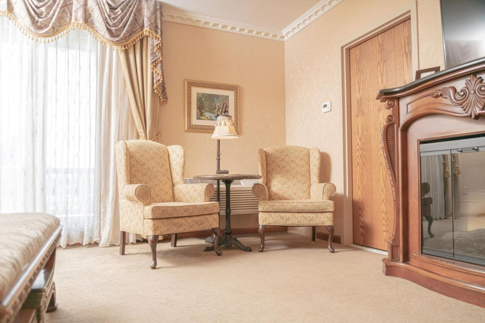 Fulton Steamboat Hotel 3*